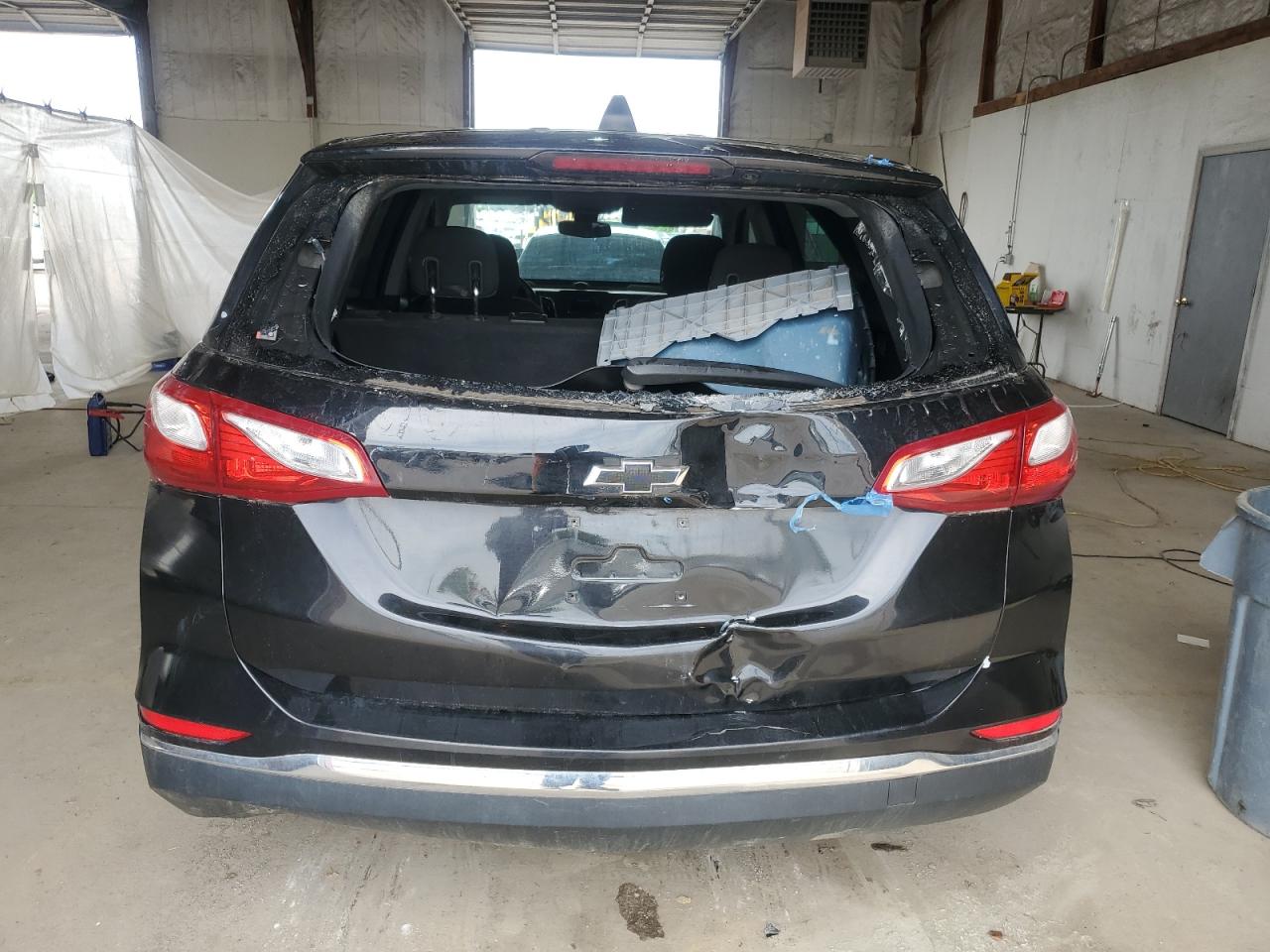 2020 Chevrolet Equinox VIN 2GNAXUEV8L6130011 Copart auction photo, front end / rear end damage thumbnail 6