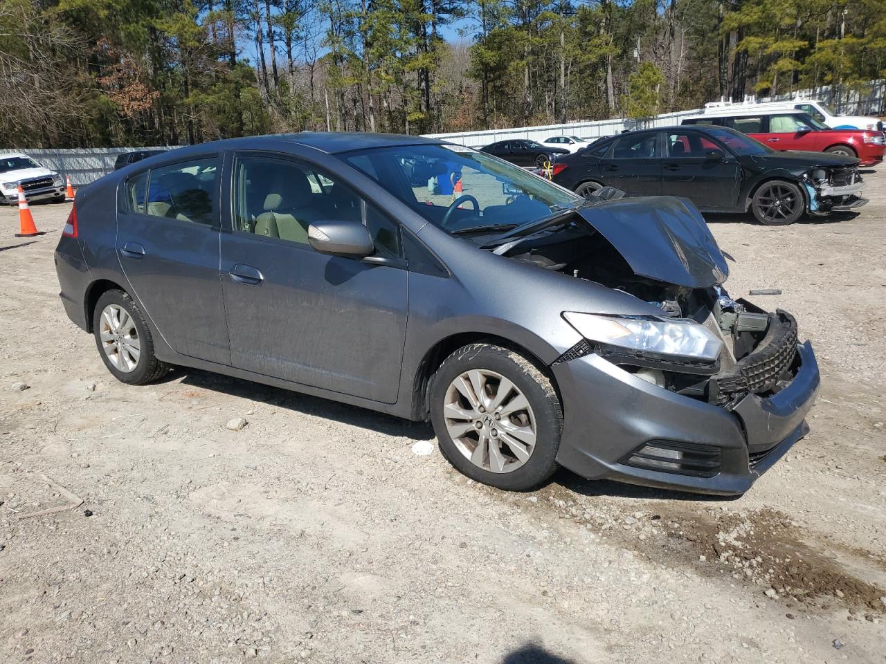 2013 Honda Insight VIN JHMZE2H79DS002103 Copart auction photo, front end damage thumbnail 4