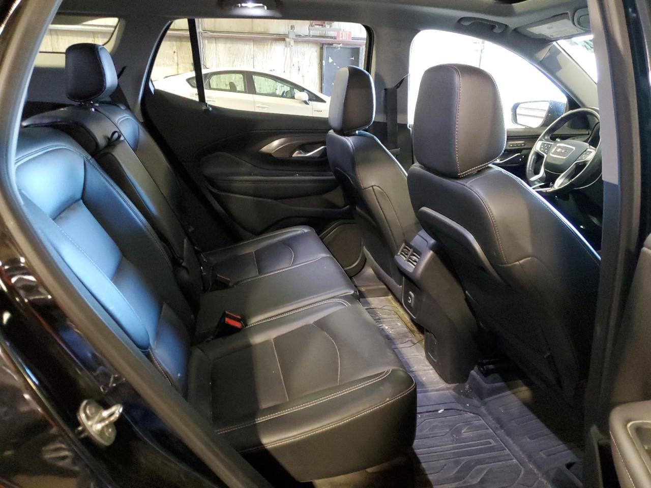 2022 GMC Terrain VIN 3GKALVEV2NL215648 Copart auction photo, front end / minor dent/scratches damage thumbnail 11