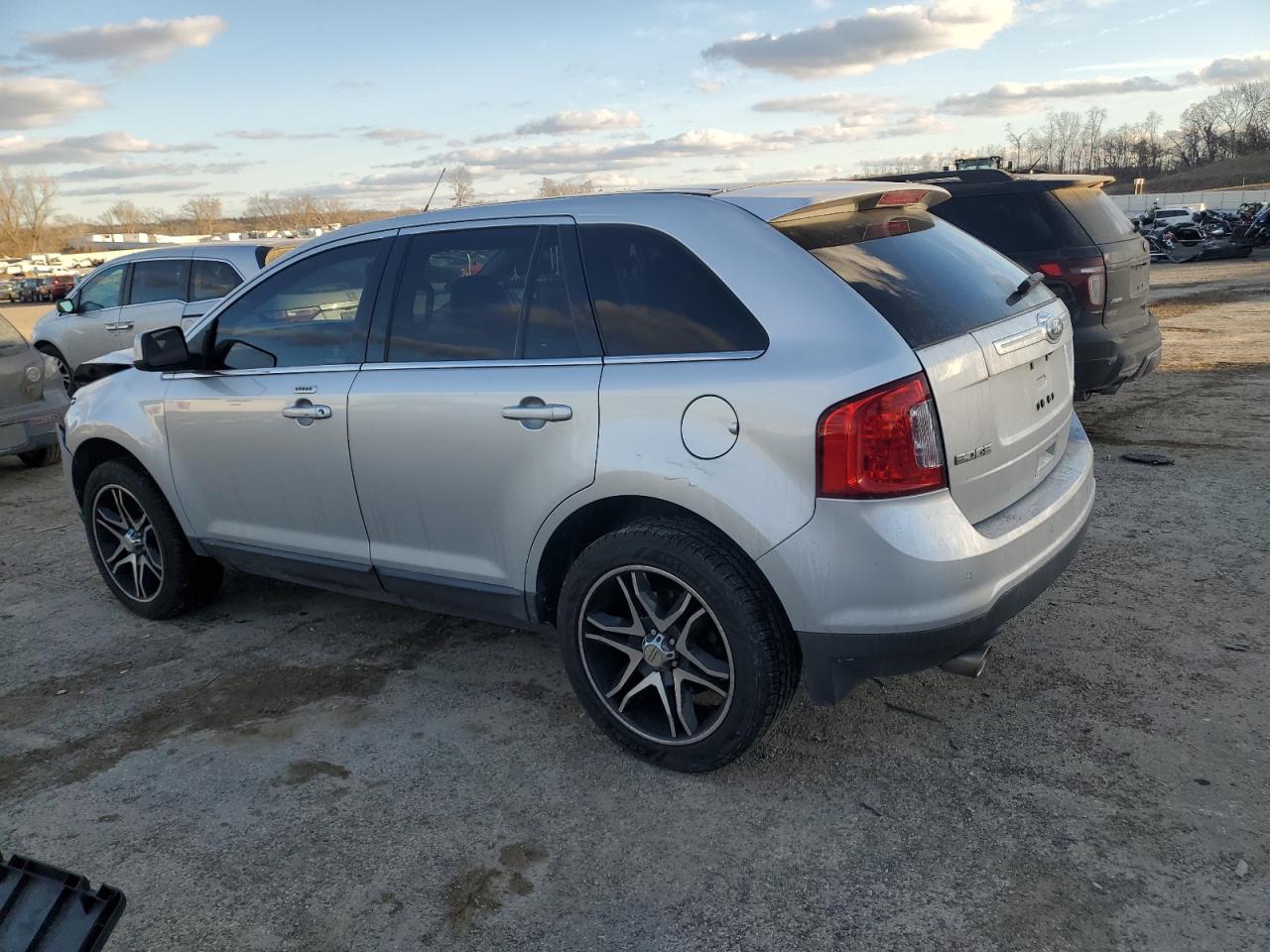 2011 Ford Edge VIN 2FMDK4KC5BBA68348 Copart auction photo, front end damage thumbnail 2