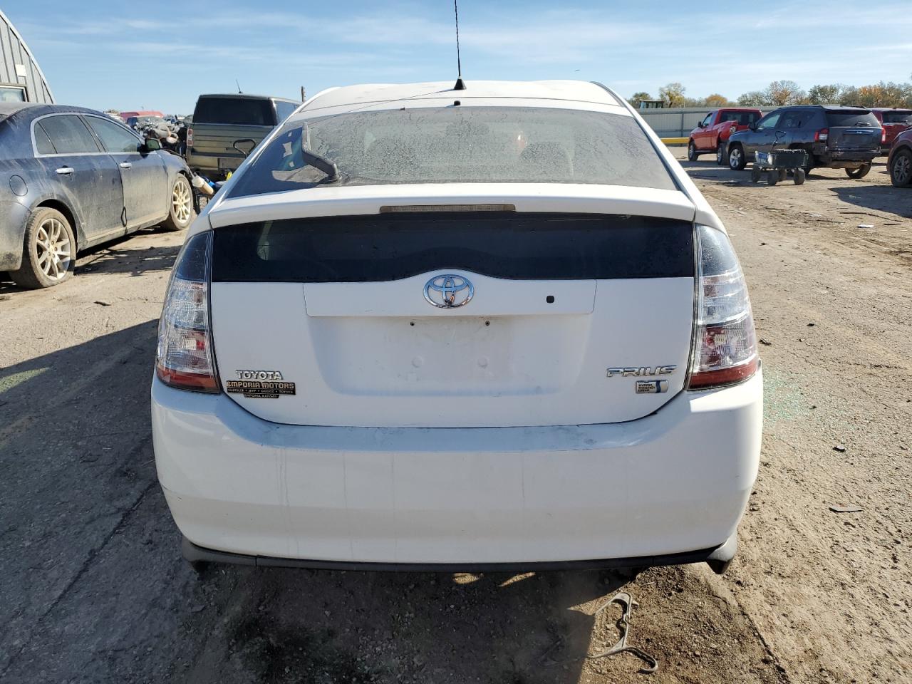 2005 Toyota Prius VIN JTDKB20U853080106 Copart auction photo, front end damage thumbnail 6