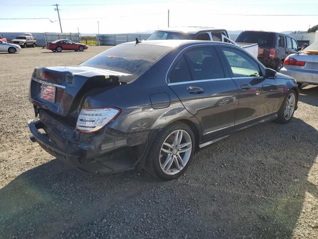 2013 Mercedes-Benz C-klasse VIN WDDGF4HBXDR283332 Copart auction photo, rear end damage thumbnail 3