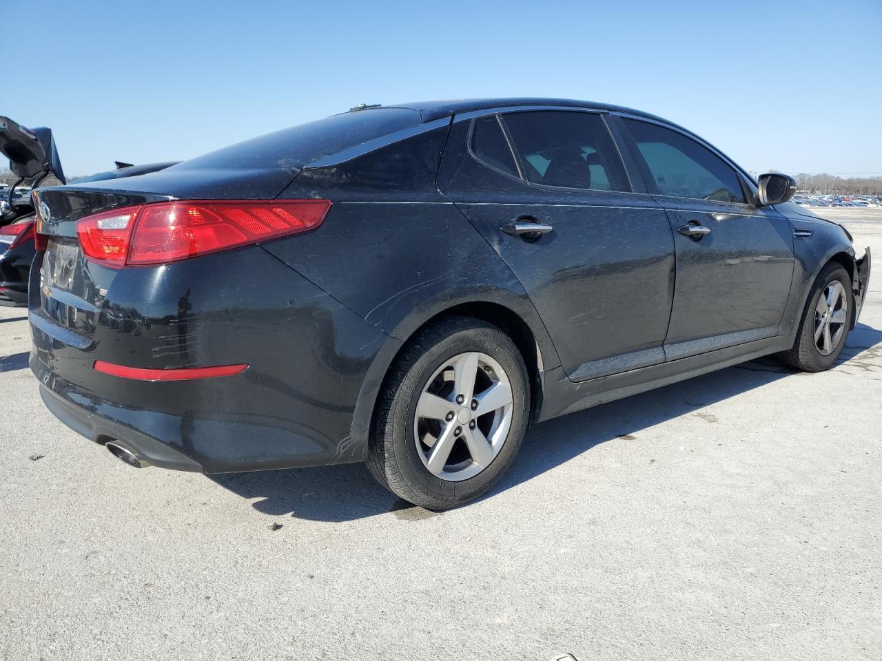 2015 KIA Optima VIN 5XXGM4A76FG438972 Copart auction photo, front end / rear end damage thumbnail 3