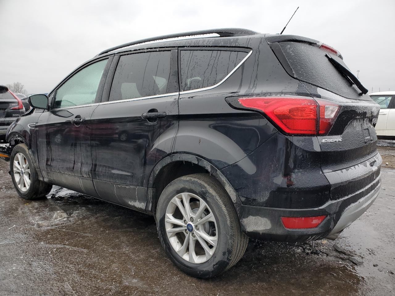2019 Ford Escape VIN 1FMCU9HD5KUC00487 Copart auction photo, front end damage thumbnail 2