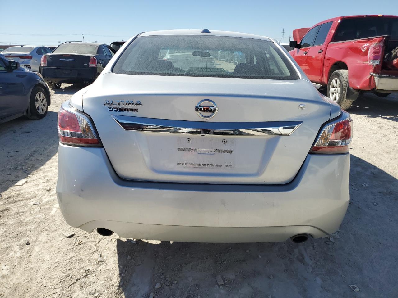2015 Nissan Altima VIN 1N4AL3AP0FN330540 Copart auction photo, front end damage thumbnail 6