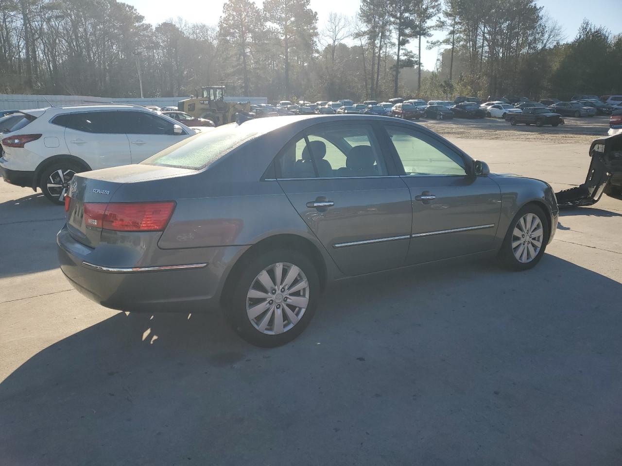 2009 Hyundai Sonata VIN 5NPEU46C89H482638 Copart auction photo, front end / undercarriage damage thumbnail 3