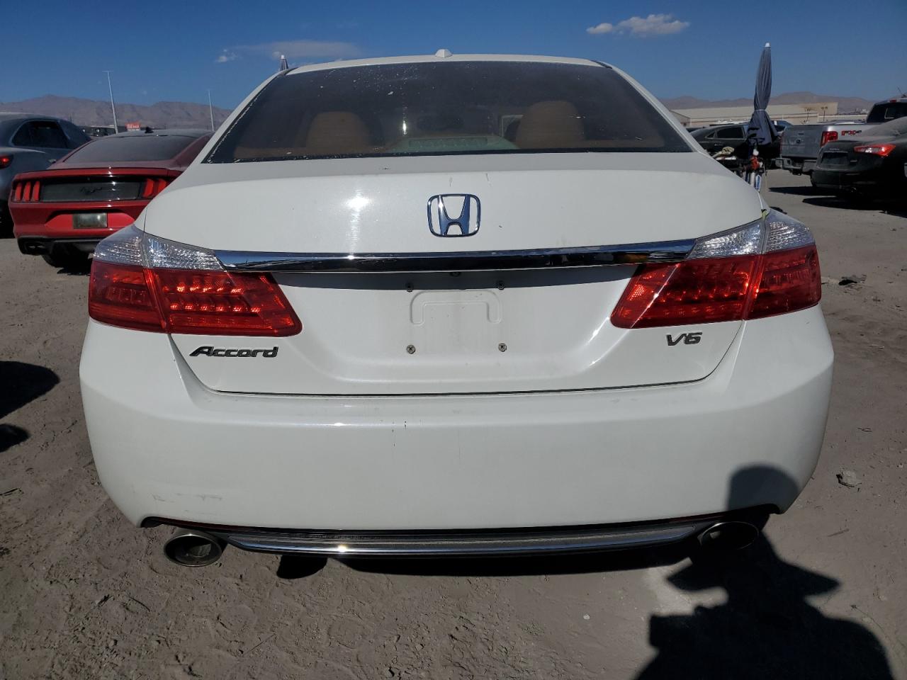 2015 Honda Accord VIN 1HGCR3F88FA003685 Copart auction photo, front end damage thumbnail 6