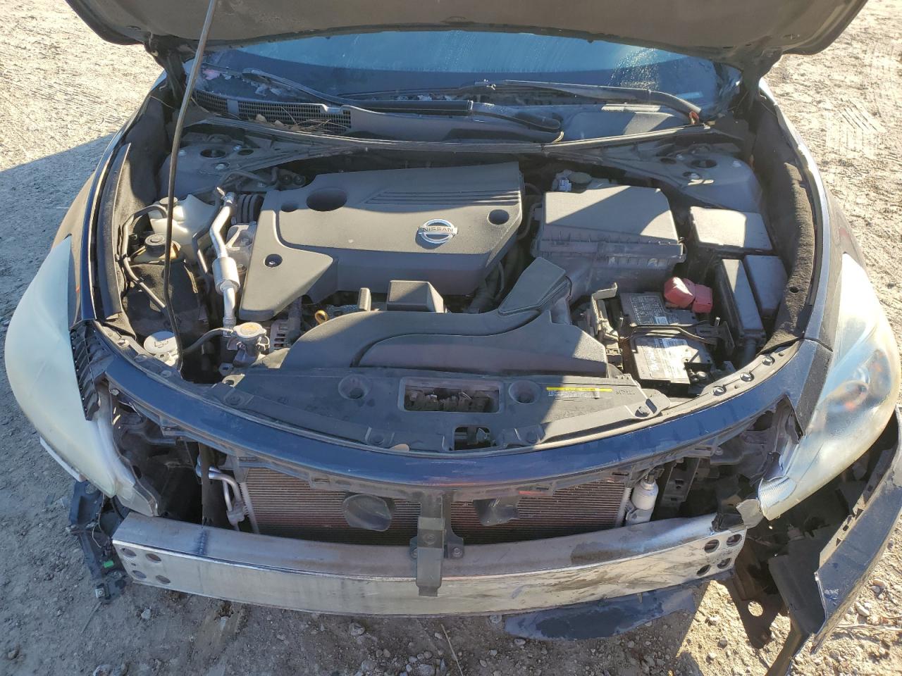 2015 Nissan Altima VIN 1N4AL3APXFC479713 Copart auction photo, front end / minor dent/scratches damage thumbnail 11