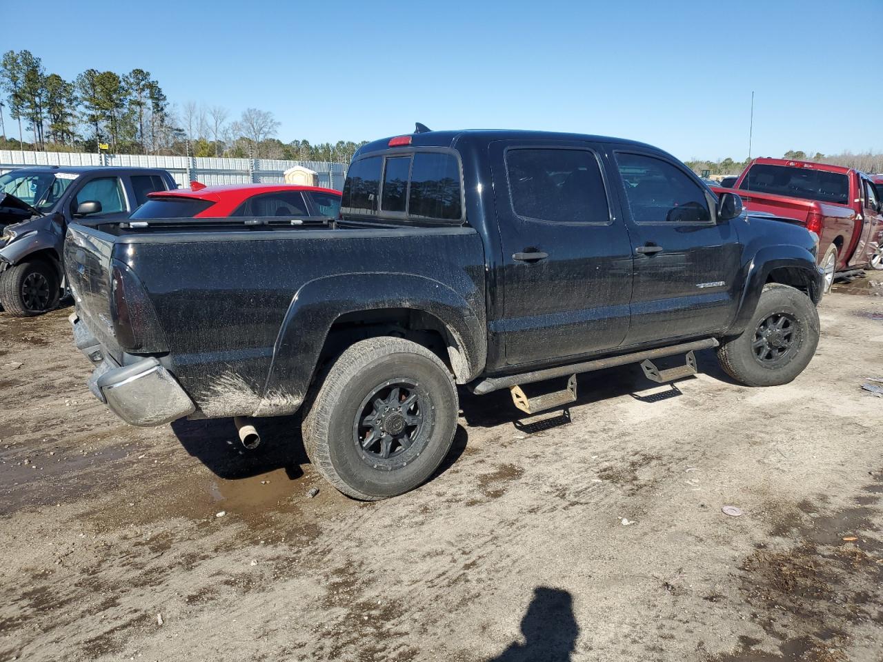 2015 Toyota Tacoma VIN 5TFJX4GN4FX042289 Copart auction photo, all over damage thumbnail 3