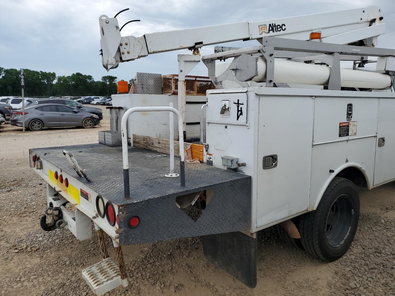 2011 Ford F450 VIN 1FDUF4GY1BEB26985 Copart auction photo, normal wear damage thumbnail 11