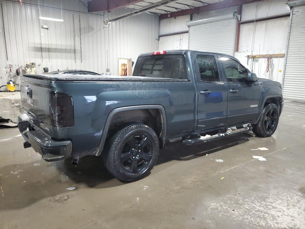 2018 GMC Sierra VIN 1GTV2MEC9JZ181767 Copart auction photo, side damage thumbnail 3