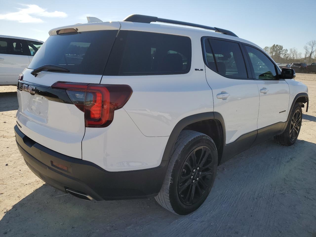 2022 GMC Acadia VIN 1GKKNKL40NZ157765 Copart auction photo, front end damage thumbnail 3