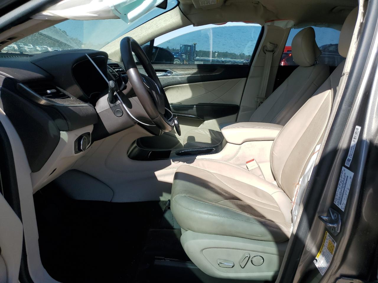 2017 Lincoln MKC VIN 5LMCJ3C95HUL72162 Copart auction photo, side damage thumbnail 7