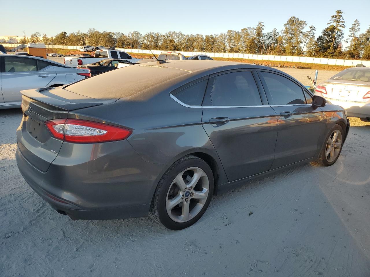 2015 Ford Fusion VIN 3FA6P0H74FR146388 Copart auction photo, front end damage thumbnail 3