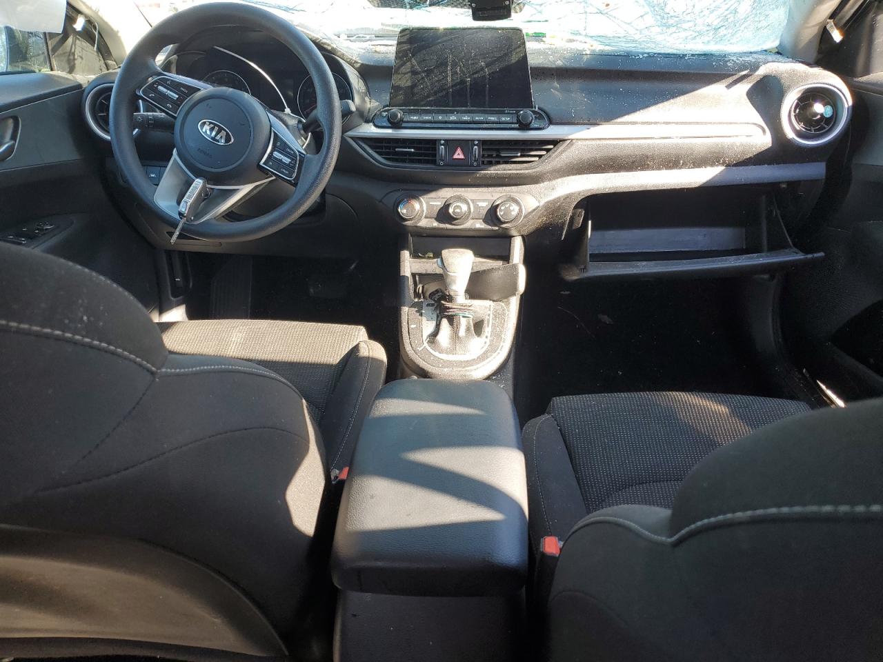 2021 KIA Forte VIN 3KPF24AD3ME331360 Copart auction photo, all over damage thumbnail 8