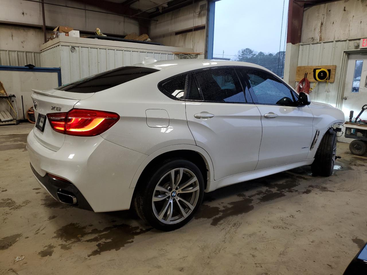 2016 BMW X6 VIN 5UXKU2C56G0N80721 Copart auction photo, front end / side damage thumbnail 3