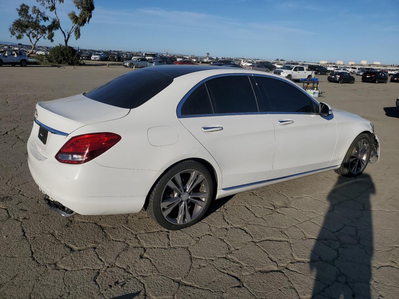 2016 Mercedes-Benz C-klasse VIN 55SWF4JB6GU149670 Copart auction photo, front end damage thumbnail 3