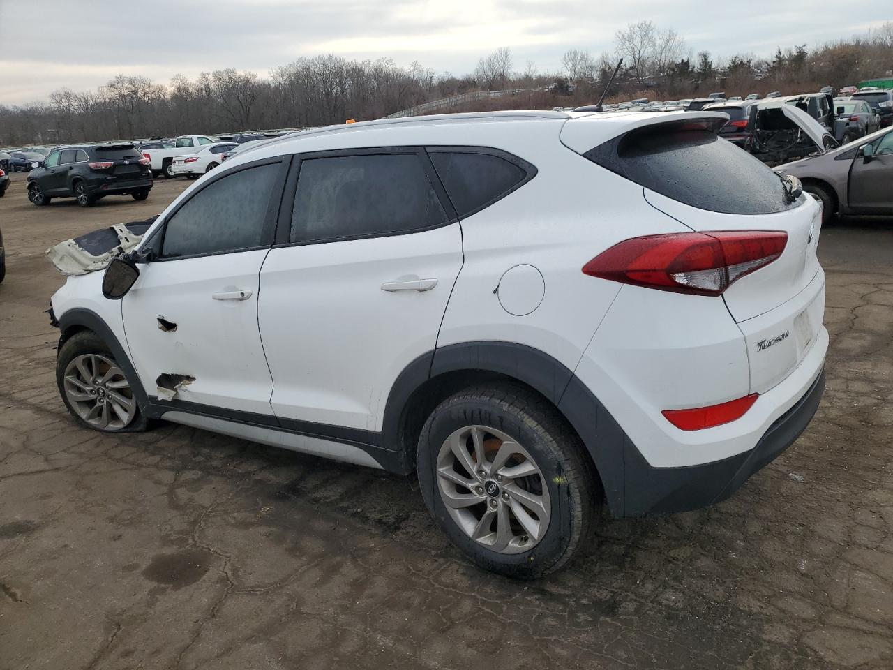 2017 Hyundai Tucson VIN KM8J3CA42HU533272 Copart auction photo, front end / side damage thumbnail 2
