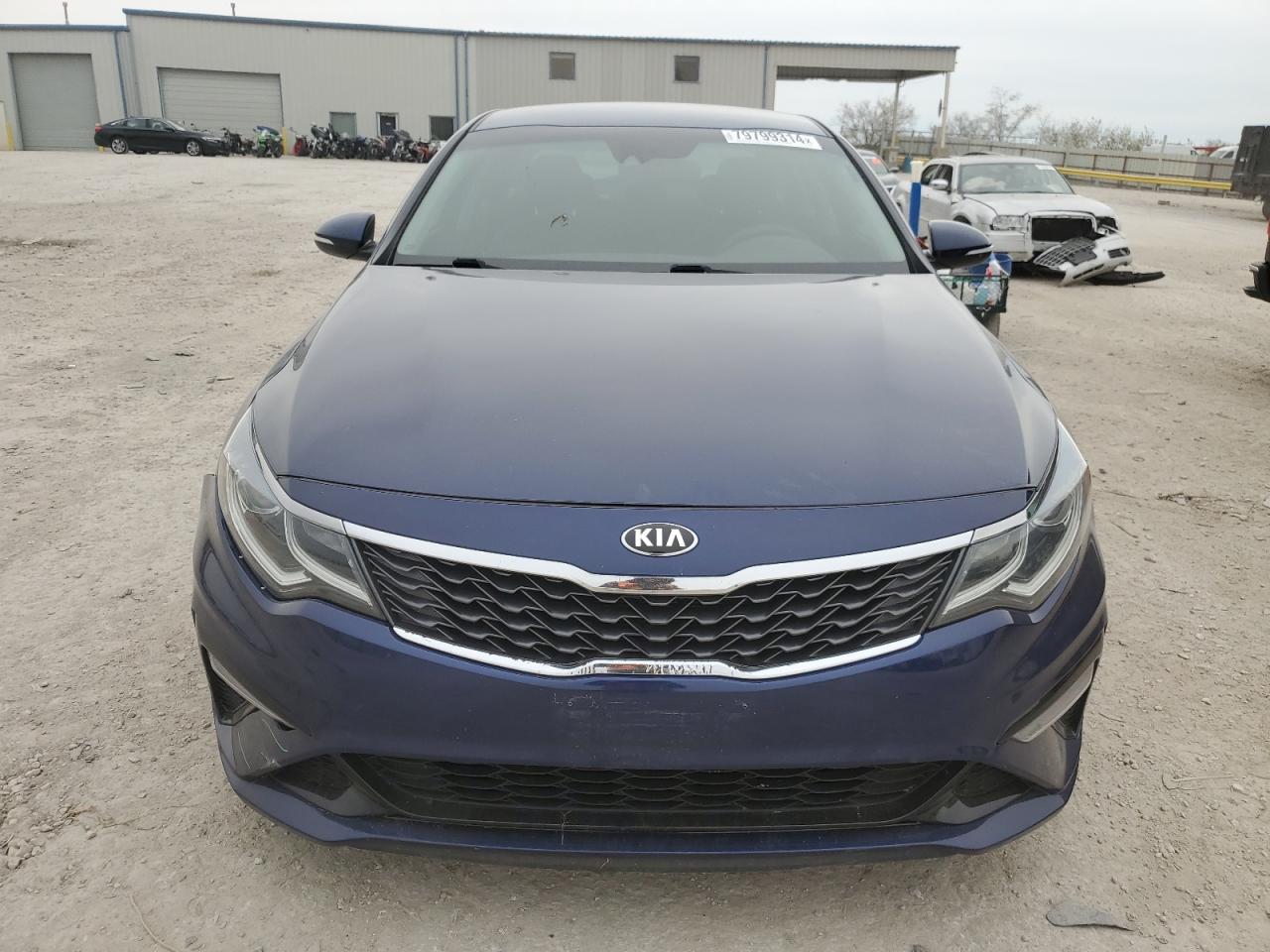 2019 KIA Optima VIN 5XXGT4L33KG370623 Copart auction photo, front end / minor dent/scratches damage thumbnail 5