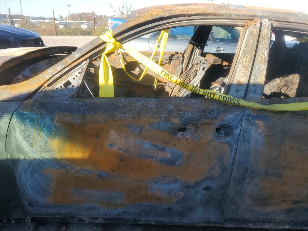 2019 KIA Optima VIN 5XXGT4L34KG320863 Copart auction photo, burn damage thumbnail 7