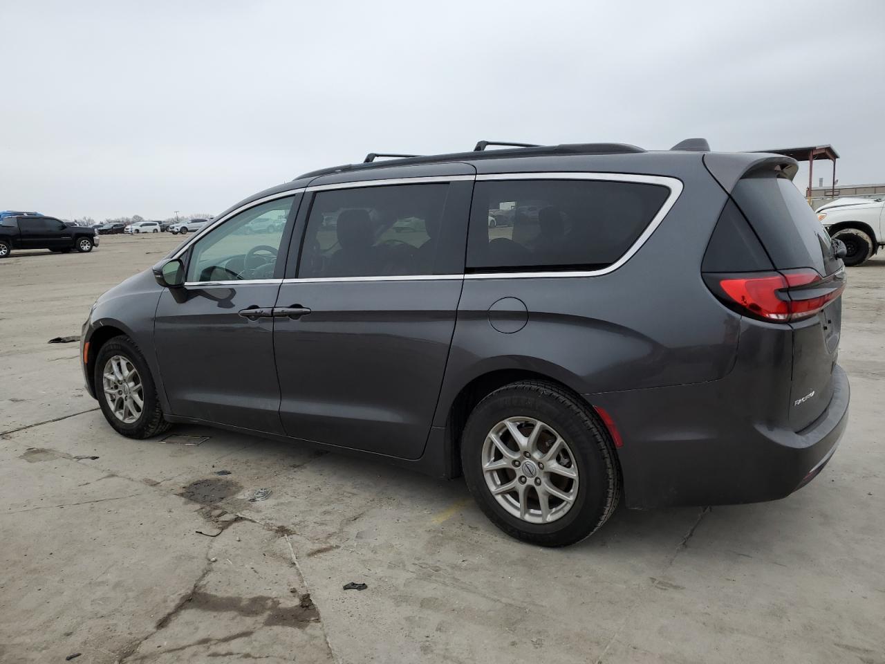 2022 Chrysler Pacifica VIN 2C4RC1BG6NR191323 Copart auction photo, side / hail damage thumbnail 2