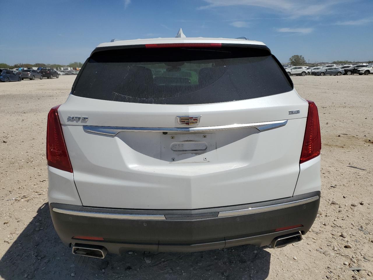 2019 Cadillac XT5 VIN 1GYKNARS0KZ121284 Copart auction photo, front end damage thumbnail 6