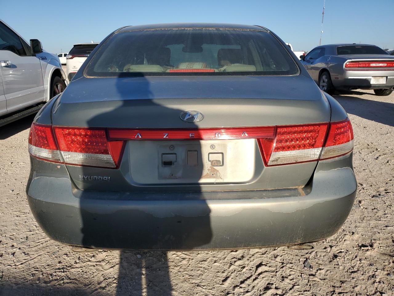 2007 Hyundai Azera VIN KMHFC46F07A184036 Copart auction photo, water/flood damage thumbnail 6