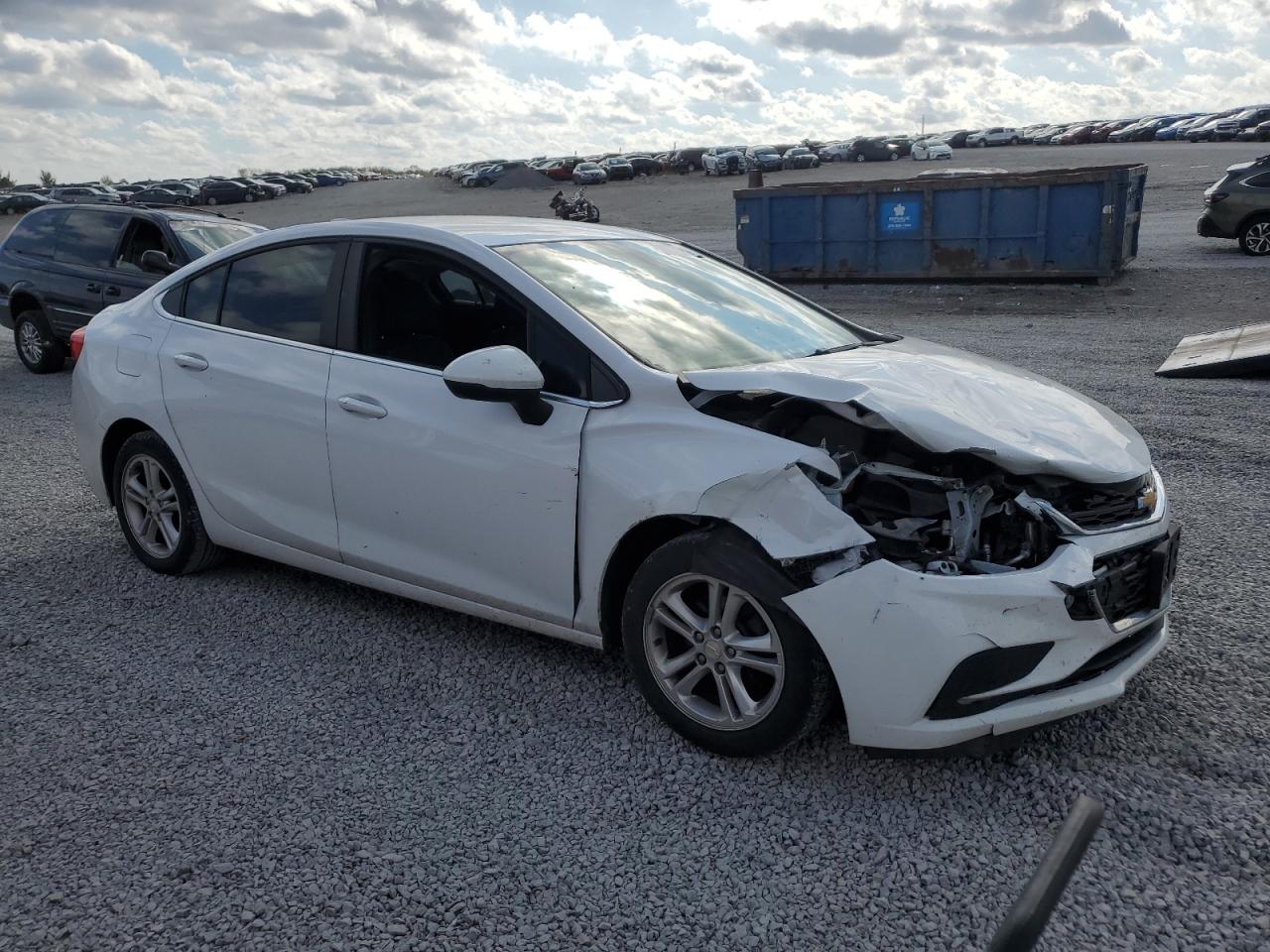 2018 Chevrolet Cruze VIN 1G1BE5SM6J7228271 Copart auction photo, front end damage thumbnail 4
