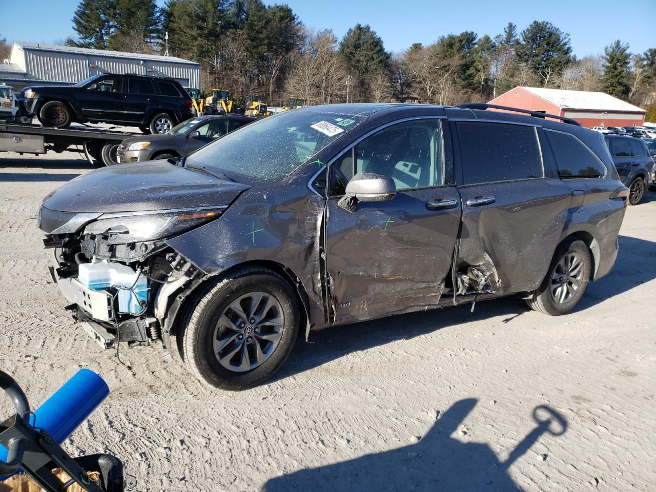 2021 Toyota Sienna VIN 5TDYRKEC2MS066009