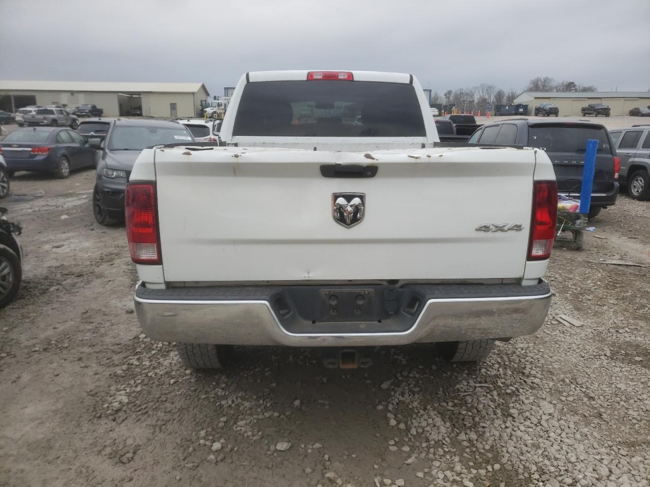 2014 RAM 2500 VIN 3C6UR5CL2EG219062 Copart auction photo, front end / minor dent/scratches damage thumbnail 6