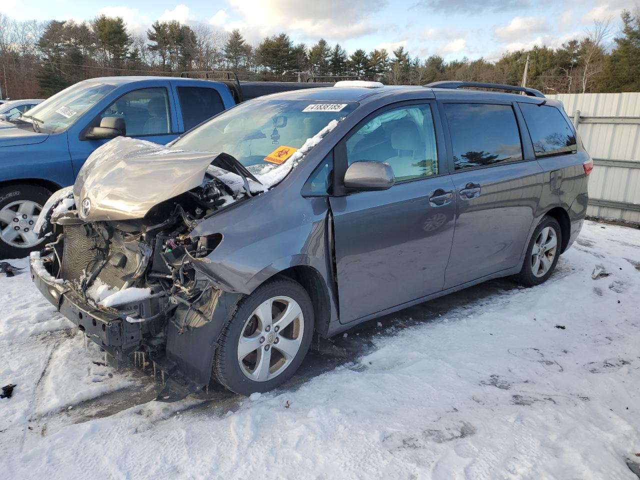 2015 Toyota Sienna VIN 5TDKK3DC1FS680053