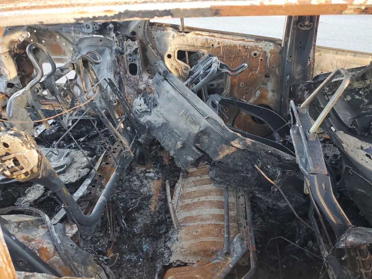 2020 Toyota RAV 4 VIN JTMRWRFV1LD062646 Copart auction photo, burn damage thumbnail 11