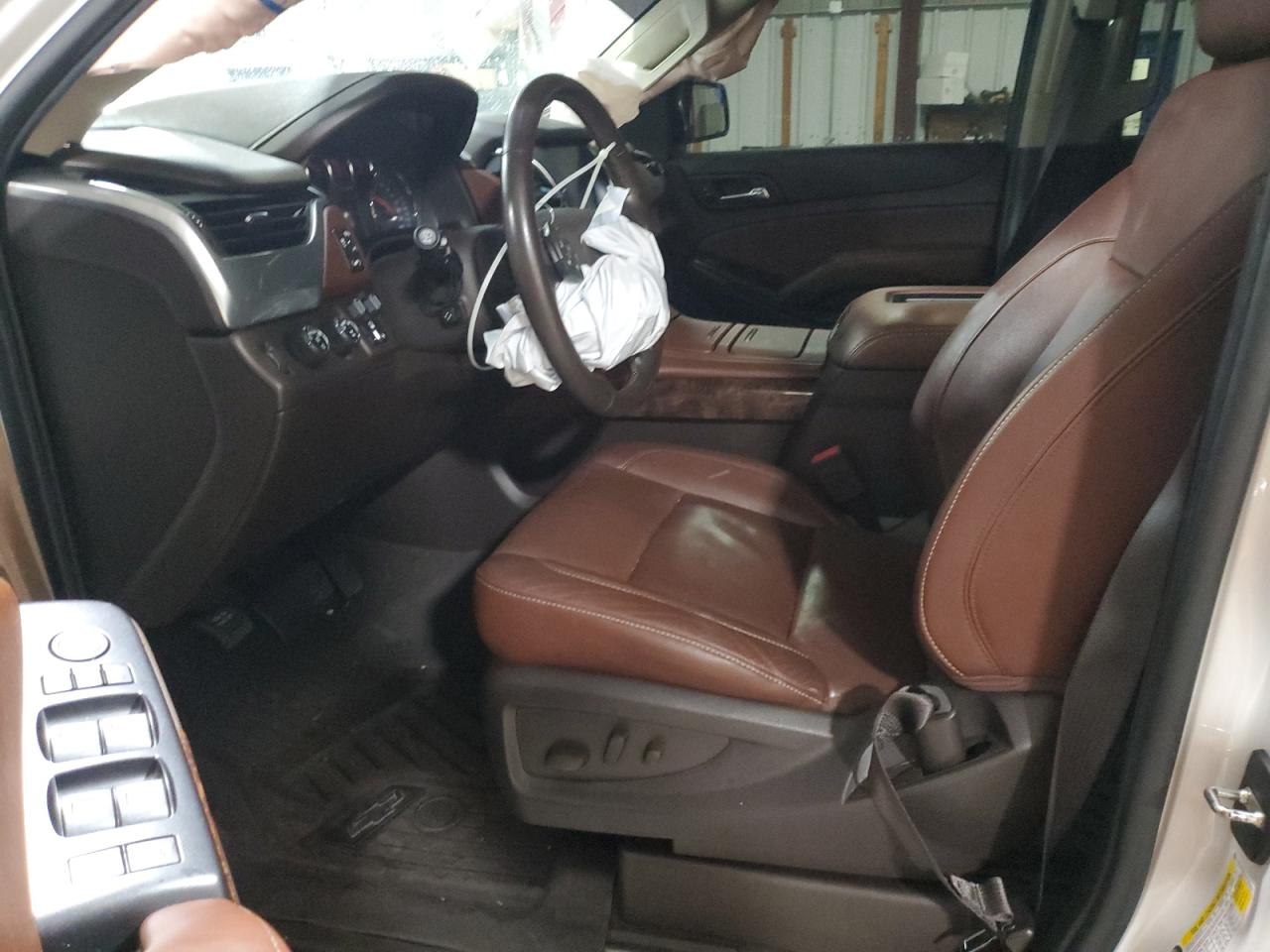 2019 Chevrolet Tahoe VIN 1GNSKCKC6KR384965 Copart auction photo, front end damage thumbnail 7
