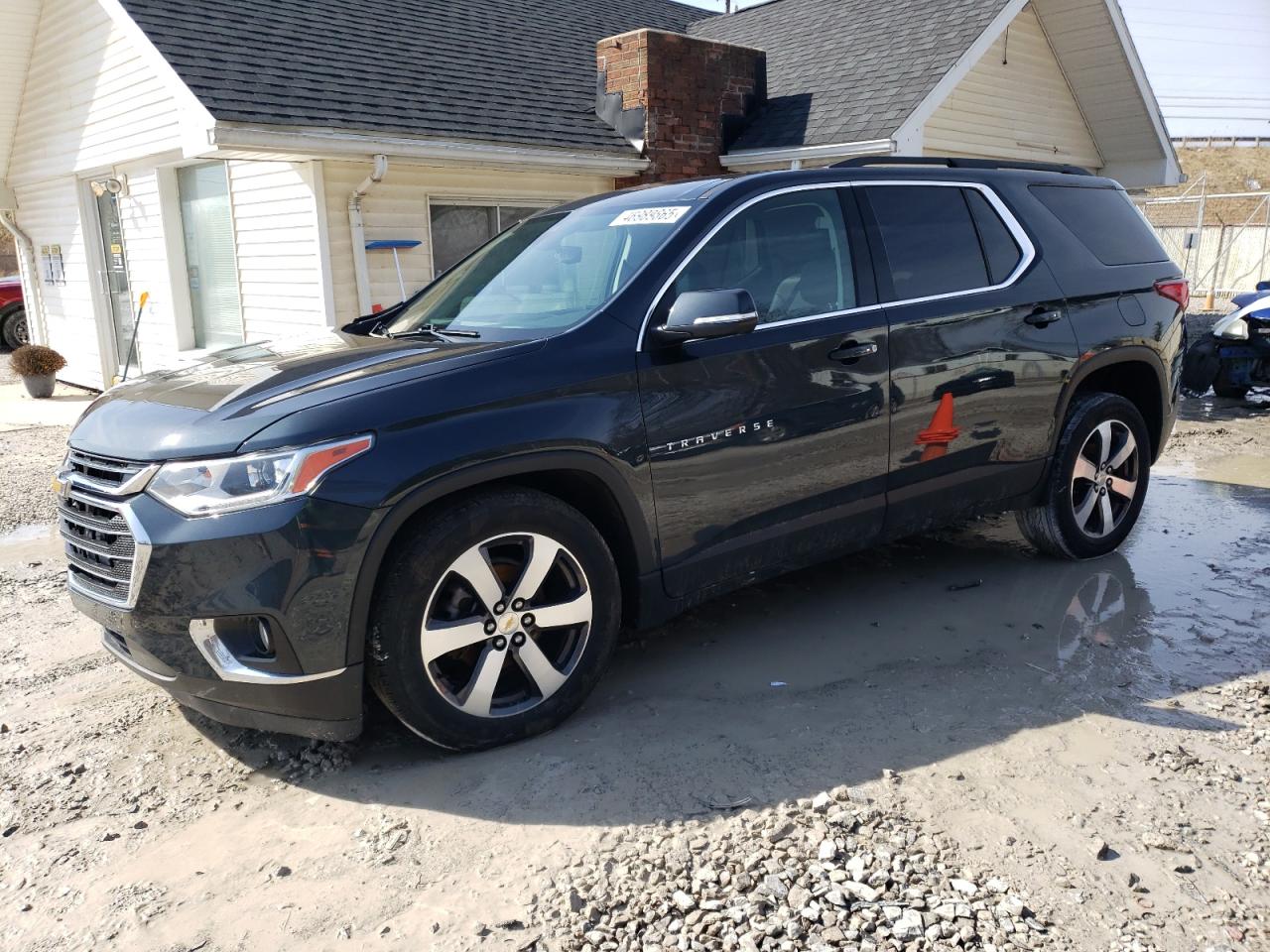 2021 Chevrolet Traverse VIN 1GNEVHKW4MJ117420