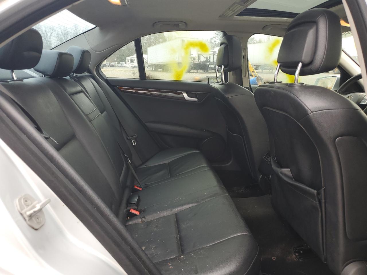 2014 Mercedes-Benz C-klasse VIN WDDGF4HB7EG250155 Copart auction photo, vandalism damage thumbnail 10