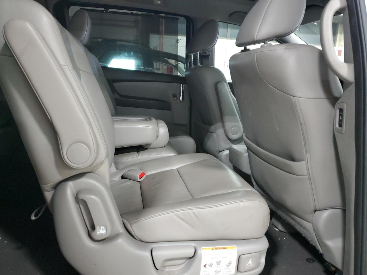 2016 Honda Odyssey VIN 5FNRL5H97GB012933 Copart auction photo, front end / minor dent/scratches damage thumbnail 11
