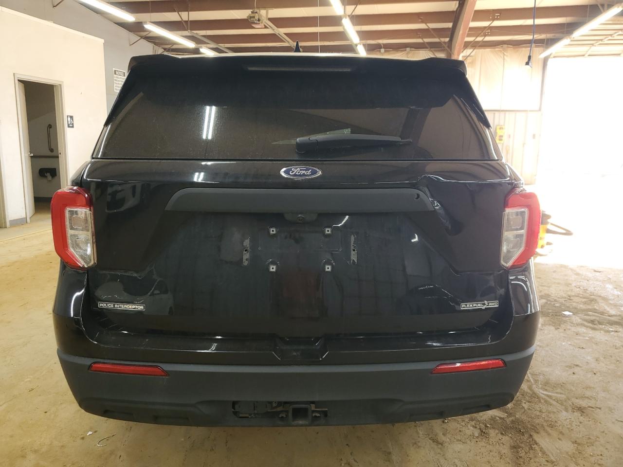 2021 Ford Explorer VIN 1FM5K8AB4MGA17696 Copart auction photo, all over damage thumbnail 6
