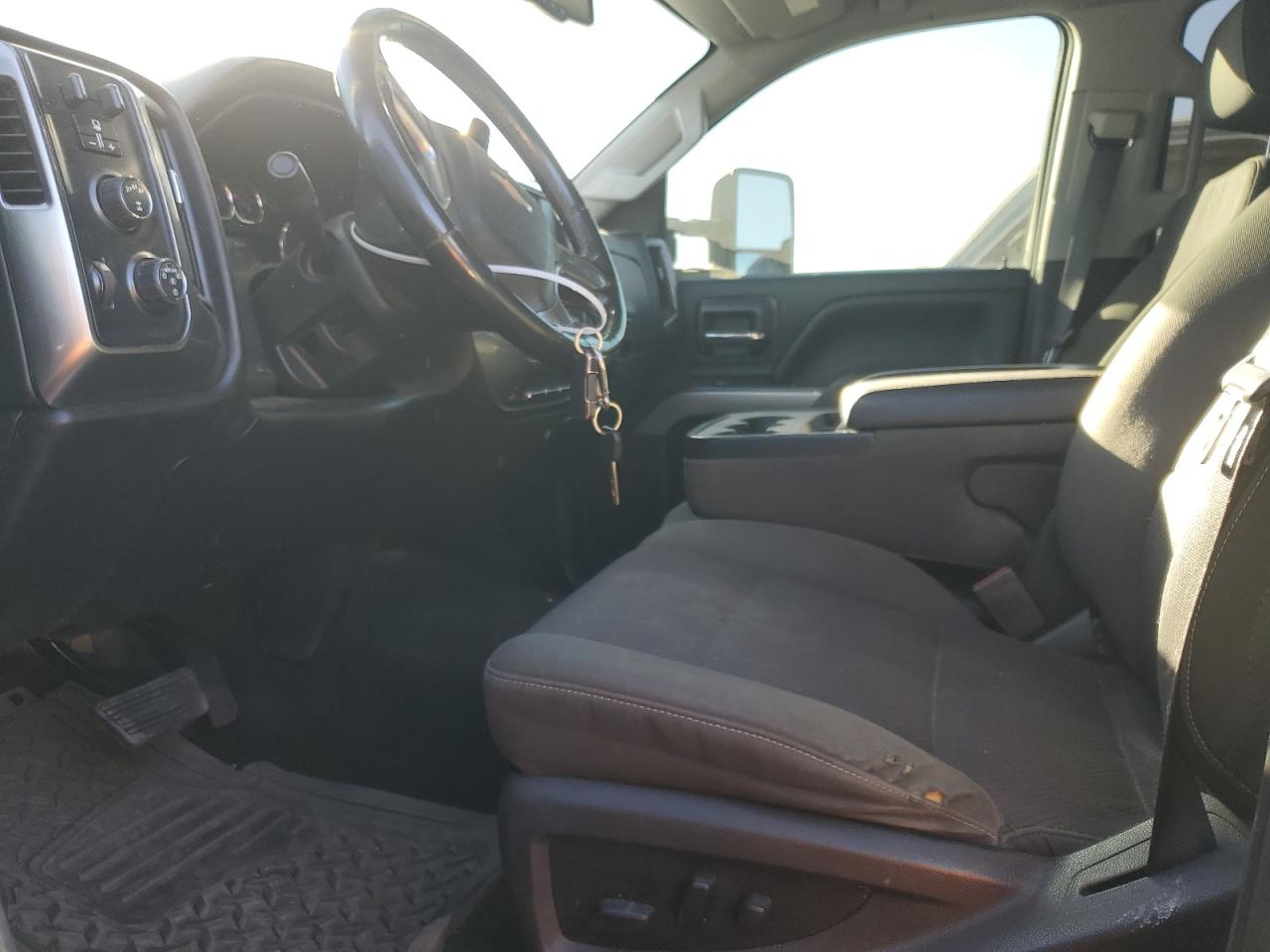 2018 Chevrolet Silverado VIN 1GC1KVEY5JF238029 Copart auction photo, minor dent/scratches damage thumbnail 7
