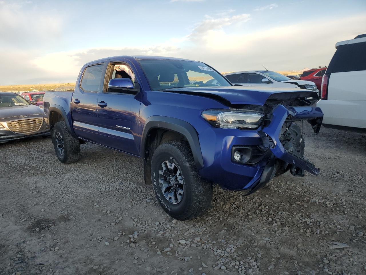 2022 Toyota Tacoma VIN 3TMCZ5AN4NM453794 Copart auction photo, front end damage thumbnail 4