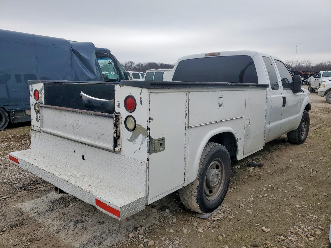 2012 Ford F250 VIN 1FT7X2A63CEA05211 Copart auction photo, front end damage thumbnail 3