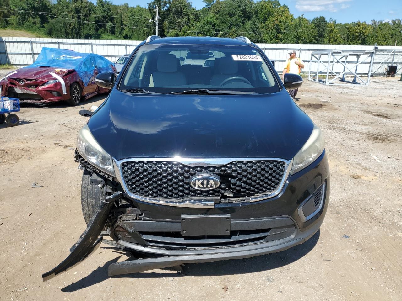 2016 KIA Sorento VIN 5XYPG4A30GG085162 Copart auction photo, front end damage thumbnail 5