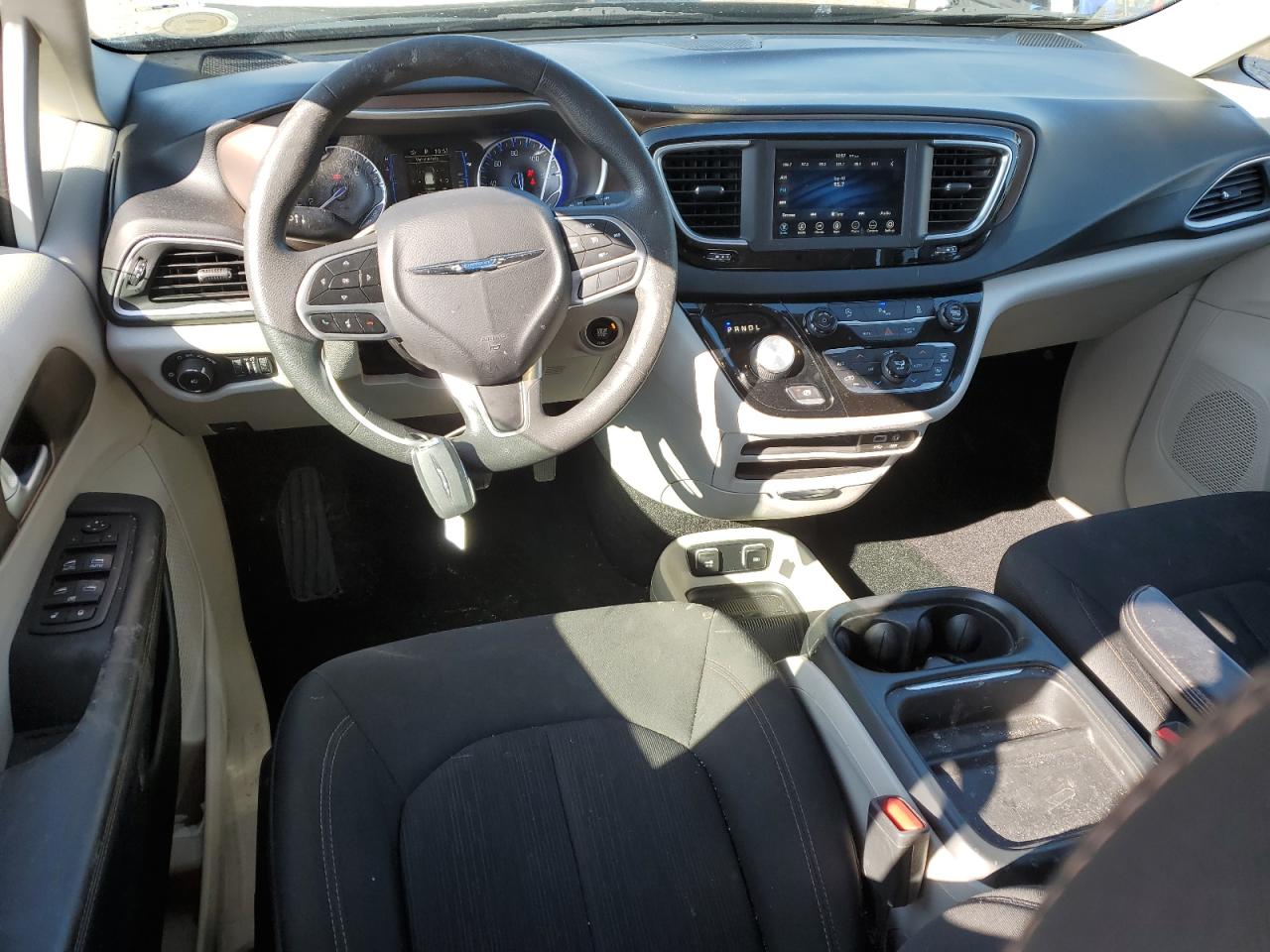 2018 Chrysler Pacifica VIN 2C4RC1FGXJR123742 Copart auction photo, rear end / front end damage thumbnail 8