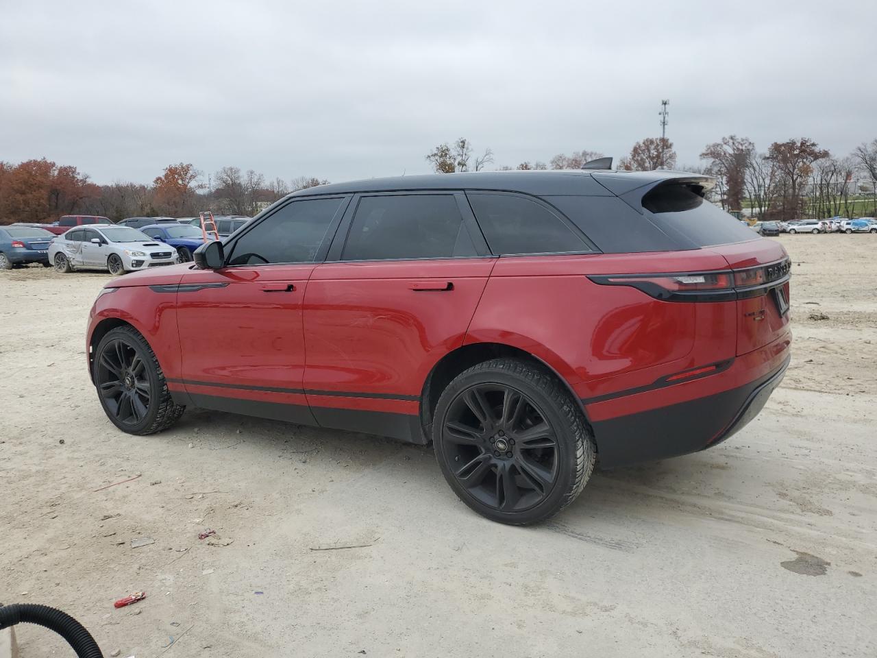 2019 Land Rover Range Rover VIN SALYB2EX1KA224737 Copart auction photo, front end / side damage thumbnail 2