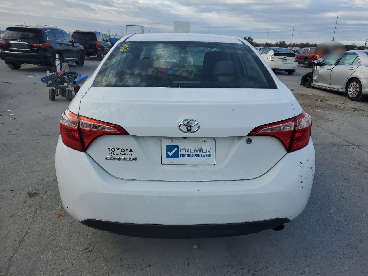 2018 Toyota Corolla VIN 5YFBURHEXJP803844 Copart auction photo, front end / side damage thumbnail 6