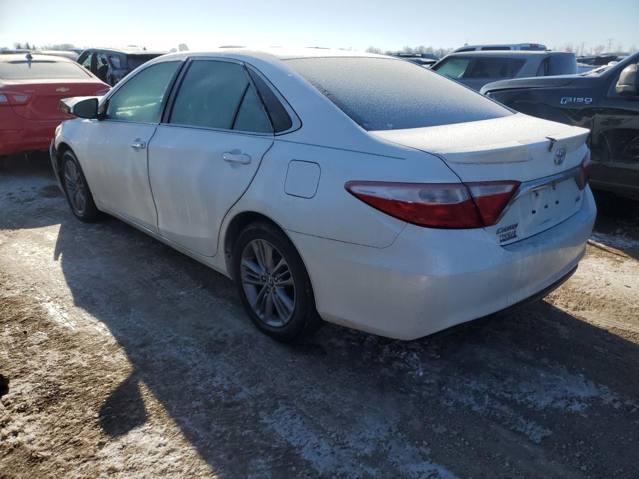2015 Toyota Camry VIN 4T1BF1FK0FU013236 Copart auction photo, front end / minor dent/scratches damage thumbnail 2