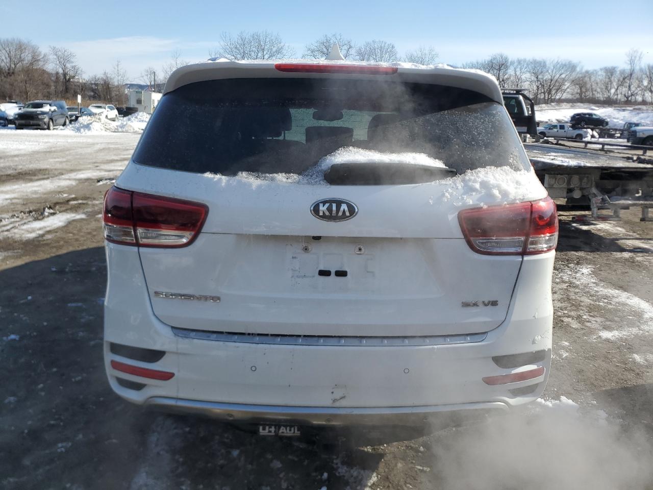 2018 KIA Sorento VIN 5XYPKDA50JG362982 Copart auction photo, side / rear end damage thumbnail 6