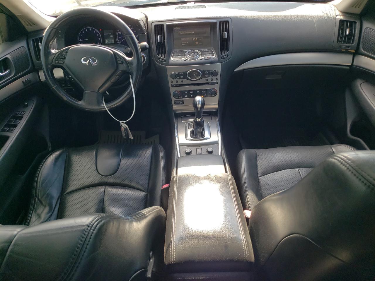 2011 Infiniti G VIN JN1CV6AR8BM412325 Copart auction photo, front end / minor dent/scratches damage thumbnail 8