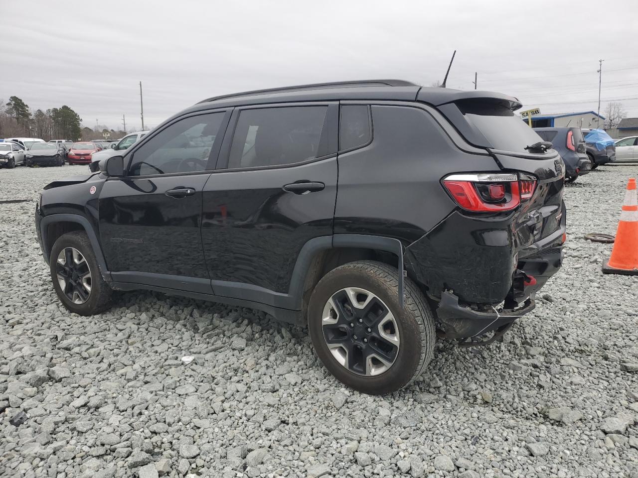 2018 Jeep Compass VIN 3C4NJDDBXJT187550 Copart auction photo, front end / rear end damage thumbnail 2