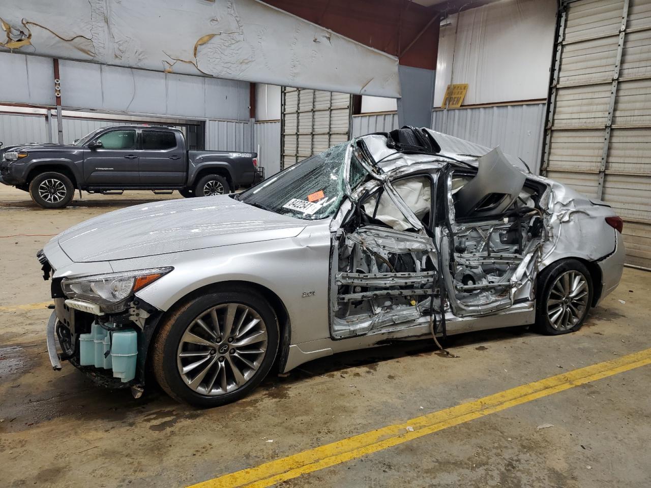 2018 Infiniti Q50 VIN JN1EV7AP8JM352770