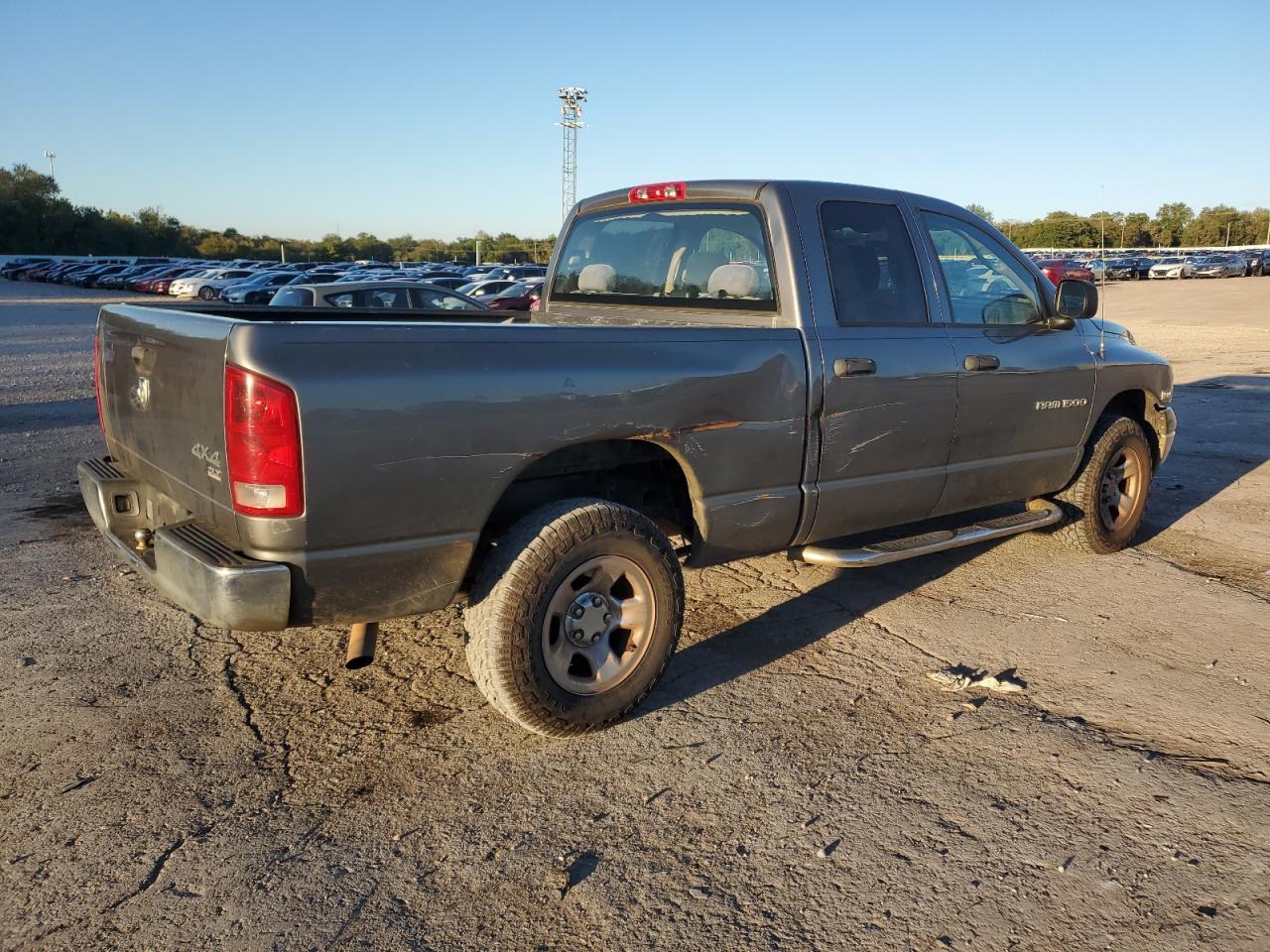 2005 Dodge RAM VIN 1D7HU18DX5S197054 Copart auction photo, front end / side damage thumbnail 3